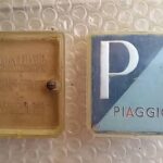 Stemma / Targa PIAGGIO, 60x70 mm, nuovo, originale anni '50, nel nostro magazzino dagli anni '50