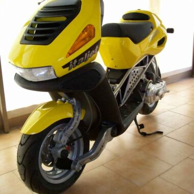 Italjet Dragster, 50cc, del 1998, nuovo, mai circolato, colore giallo